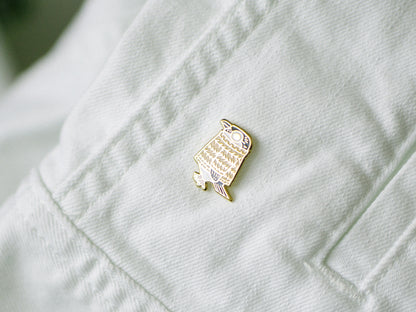 Penguin Enamel Pin